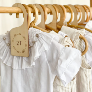 Wooden Closet Dividers 2T - 7yr